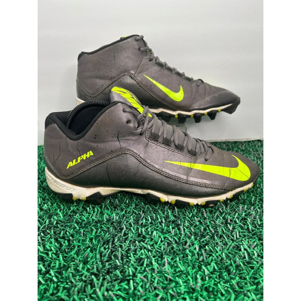 Nike Alpha Shark Football Cleats‎ Men's Size 10 Gray Volt Low Top Molded